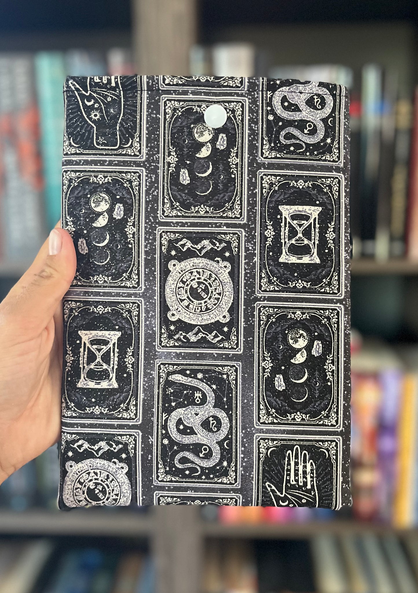 Tarot Kindle Sleeve